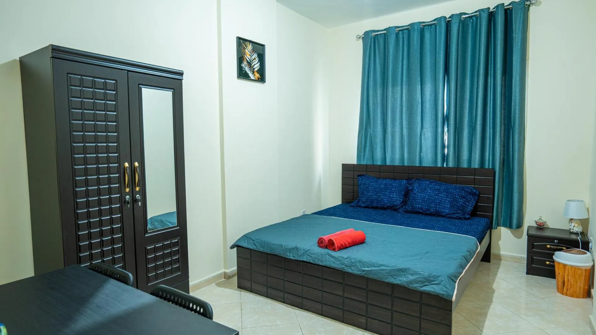 Rum i privatbostad Abudhabi Tourist Family Calm Rooms S12 Baith Al Jannah Llc Abu Dhabi Förenade Arabemiraten